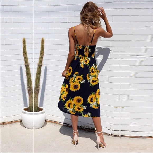 Black dress with sunflower print  Drc130 - Picture 2 of 5